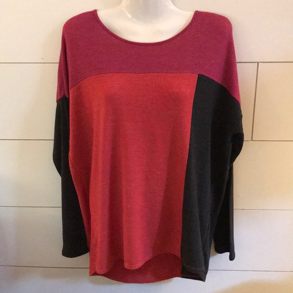 Ecru Brand Top!